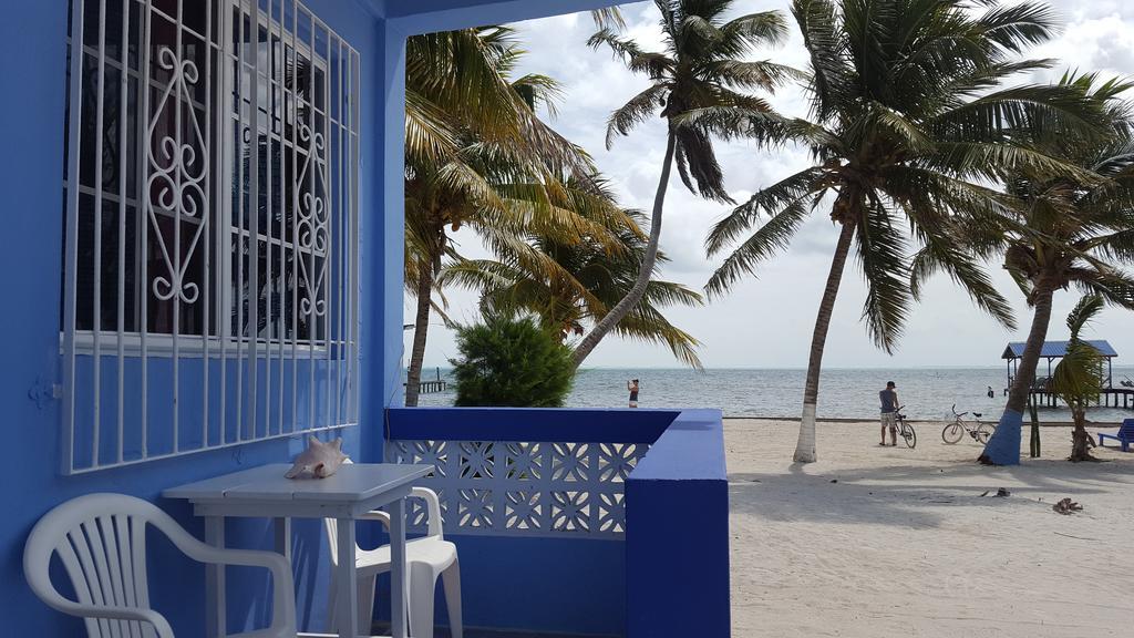 Anchorage Beach Resort キー・カーカー エクステリア 写真
