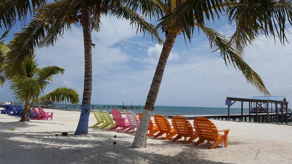 Anchorage Beach Resort キー・カーカー エクステリア 写真