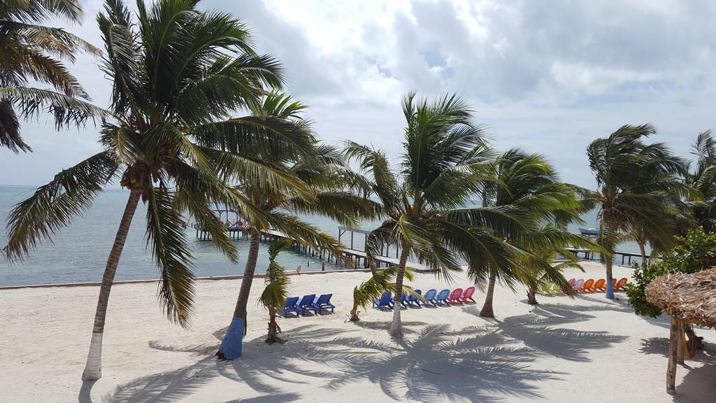 Anchorage Beach Resort キー・カーカー エクステリア 写真