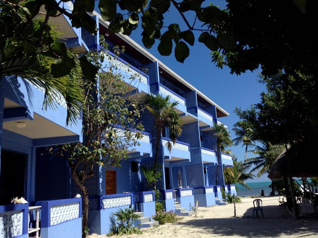 Anchorage Beach Resort キー・カーカー エクステリア 写真